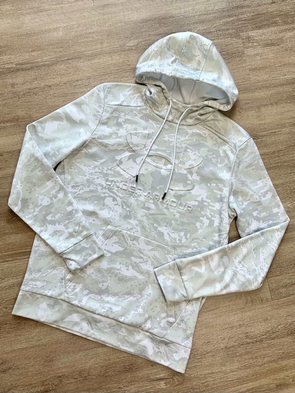 Under Armour Armour Fleece Camo Emboss Hoodie Men's S Gray White Loose Fit